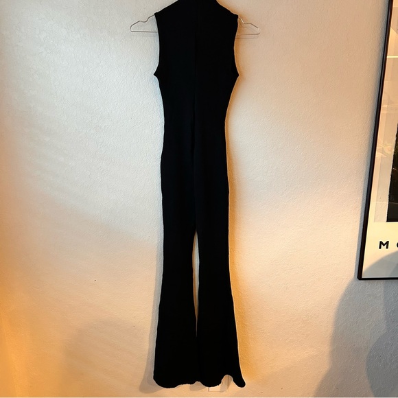 Amber snatched flare jumpsuit - Picture 2 of 6